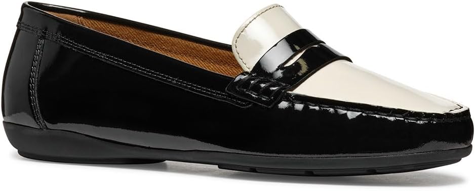 <strong>Geox</strong><br> Женские D Annytah Moc A Moccasin