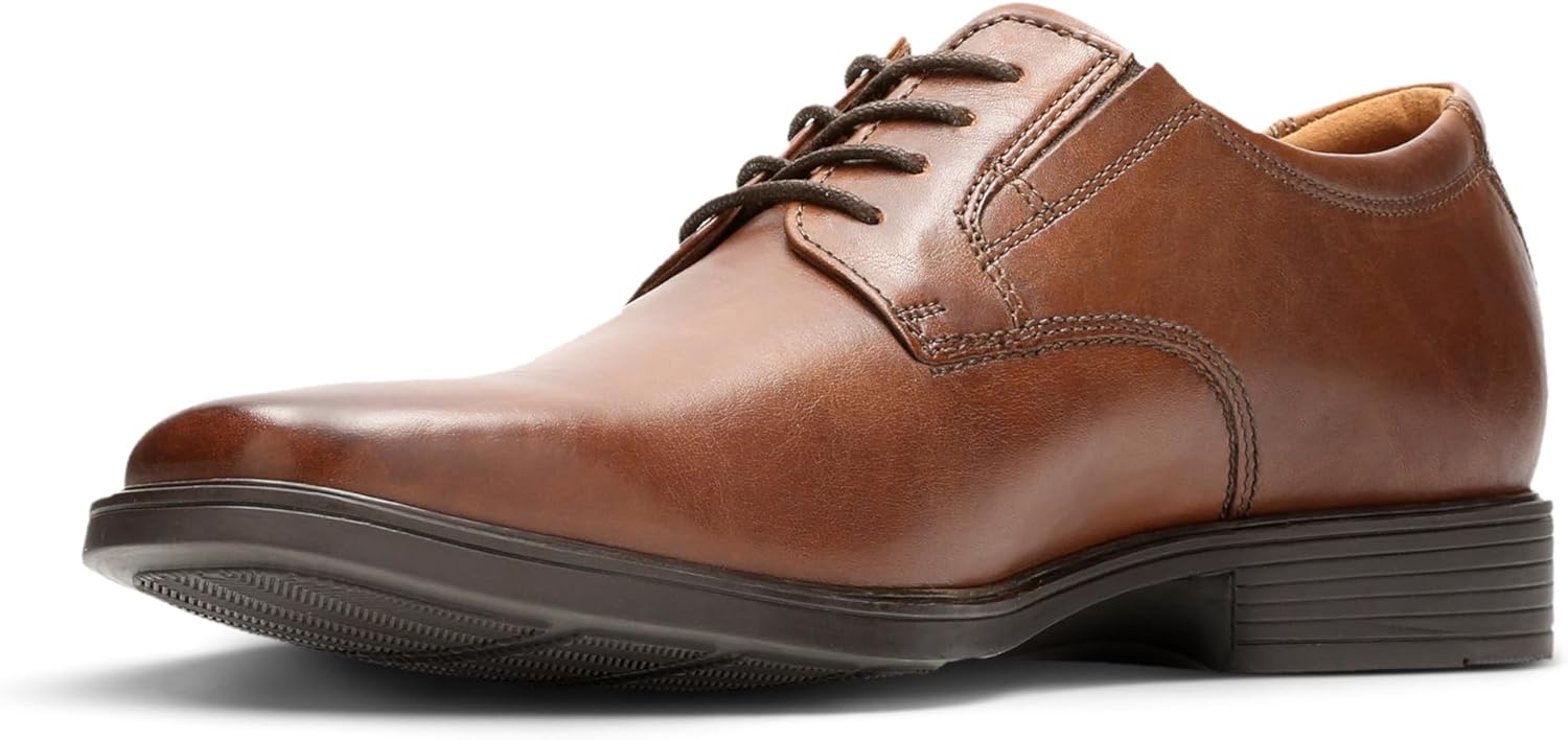 <strong>Clarks</strong><br> Мужские  Tilden Plain Derby