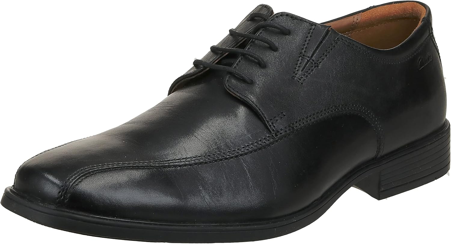 <strong>Clarks</strong><br> Мужские  Tilden Walk Derby