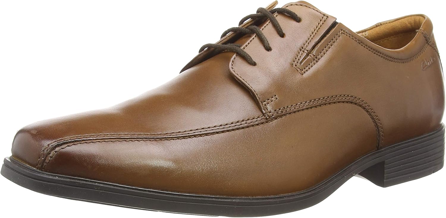 <strong>Clarks</strong><br> Мужские Tilden Walk Derby