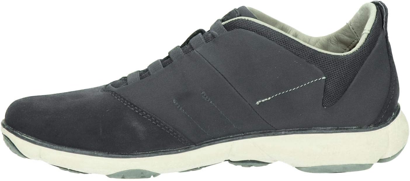 <strong>Geox</strong><br> U Nebula B