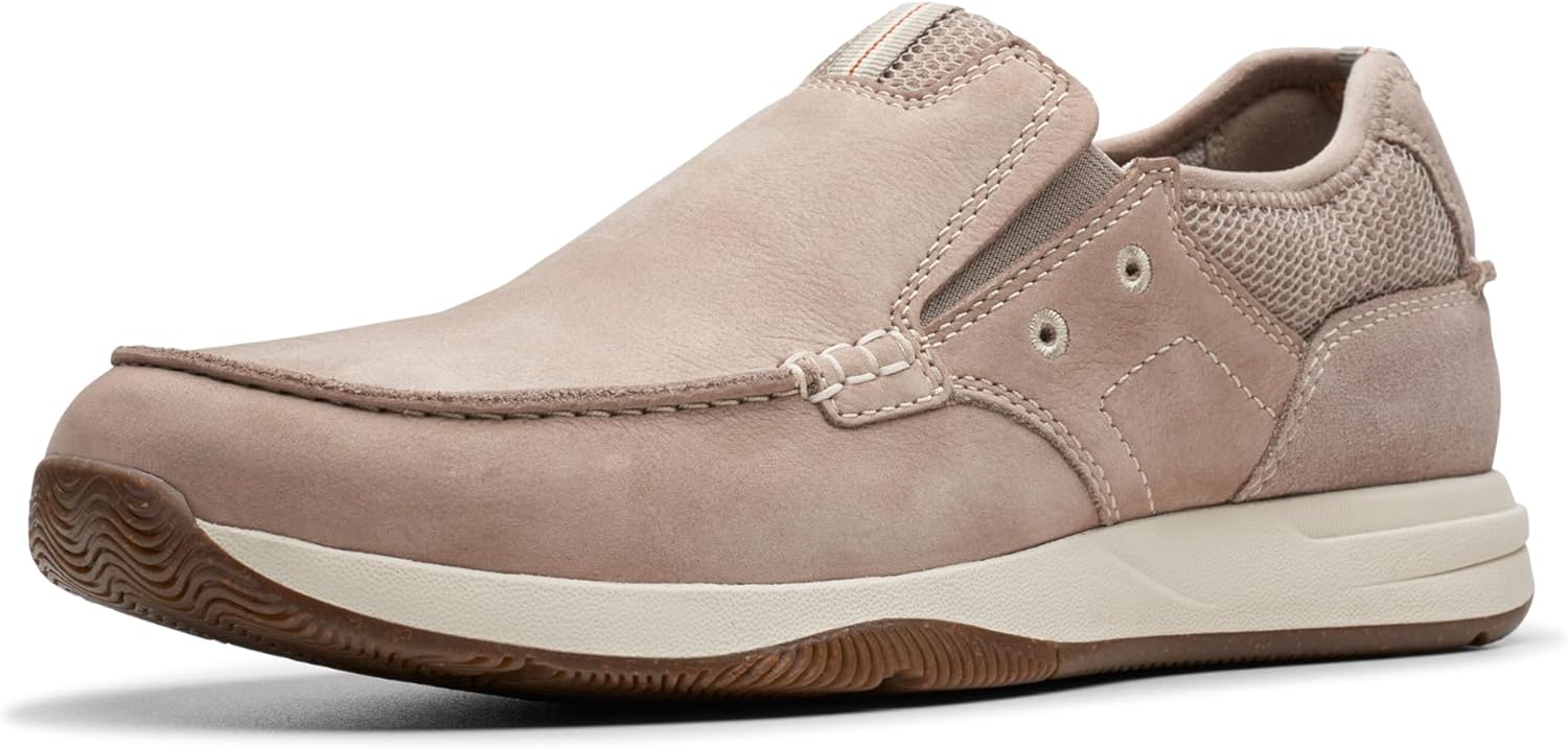 <strong>Clarks</strong><br> Men's Sailview Step Moccasins, Light Grey Nub, 42 EU