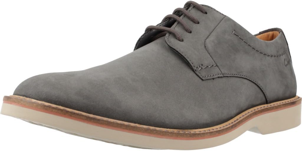 <strong>Clarks</strong><br> Atticus Pointe for Men