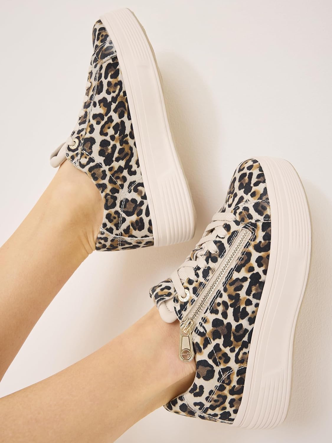 <strong>Tamaris</strong><br> Tamaris Comfort Женские Platform with Zip Low Top — изображение 2